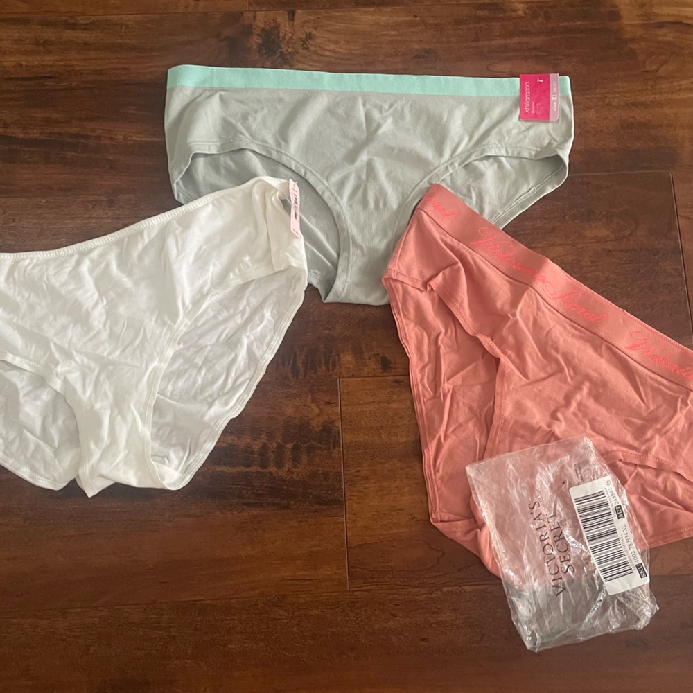 Victoria's Secret/Xhilaration hipster panties NEW